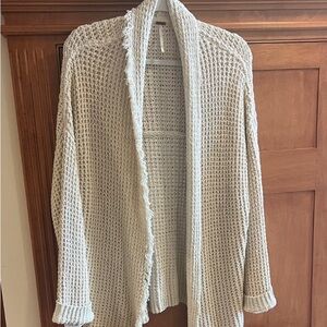 FREE PEOPLE CREAM FRINGE SHAWL CARDIGAN MEDIUM